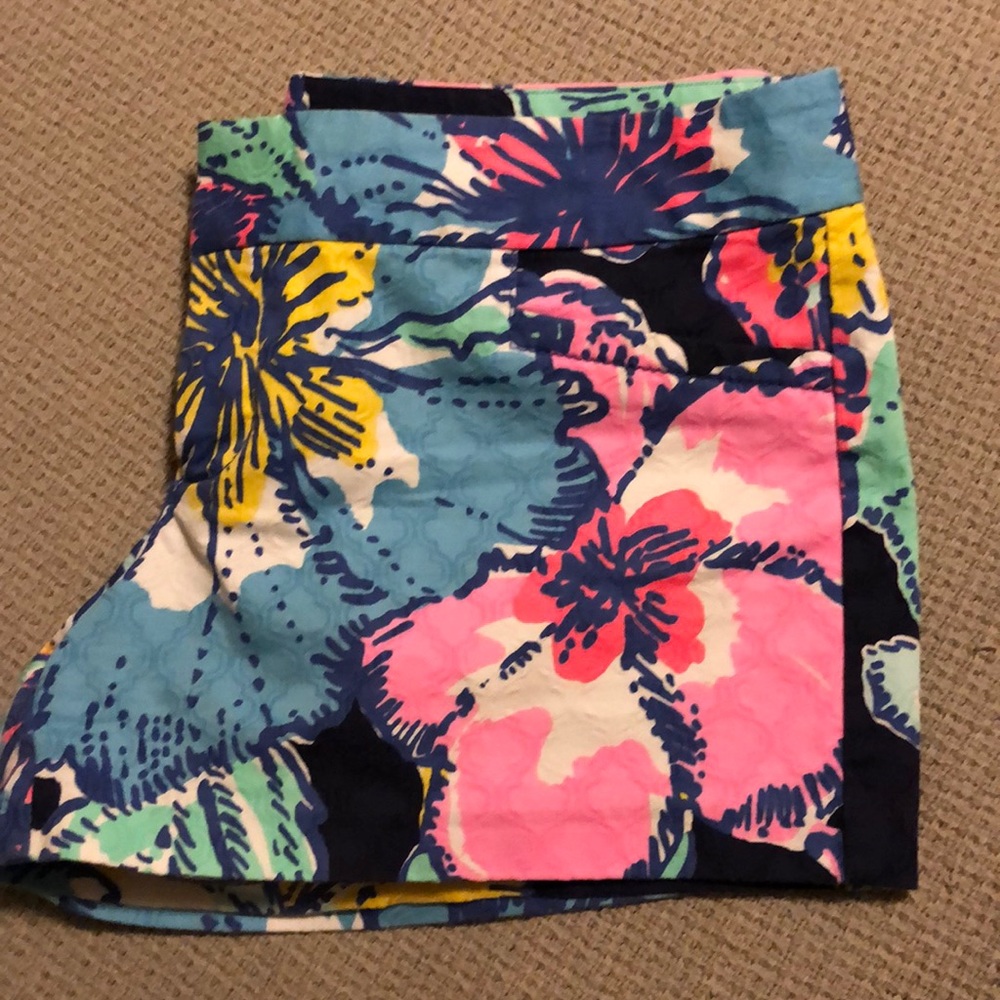 Lilly Pulitzer short